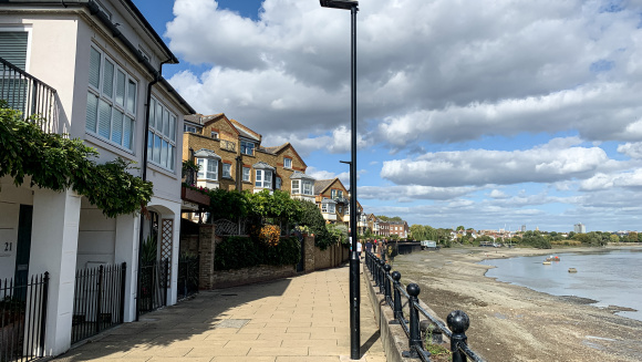 The view along the river and Chiswick Mall from Corney Reach