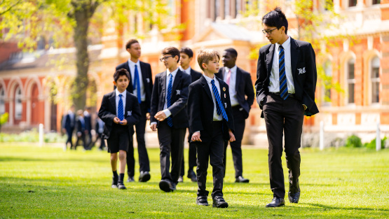 Dulwich College pupils walking through the school