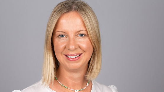 Headshot of Melanie Sanderson, Managing Editor at The Good Schools Guide.