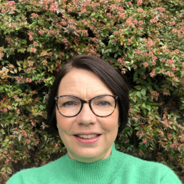 Headshot of Julie Phillipson, South Africa Writer & Education Consultant at The Good Schools Guide.