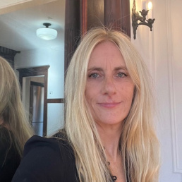 Headshot of Venetia Williamson-Noble, New York Writer at The Good Schools Guide.